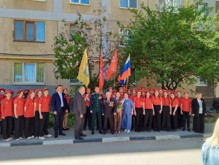 Поздравляем с Днём Победы! Ветеран Фадеев Н.Г..