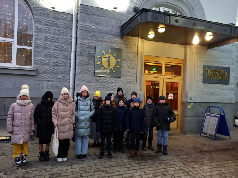 "Приключения Тома Сойера" и учащиеся 6Б класса..